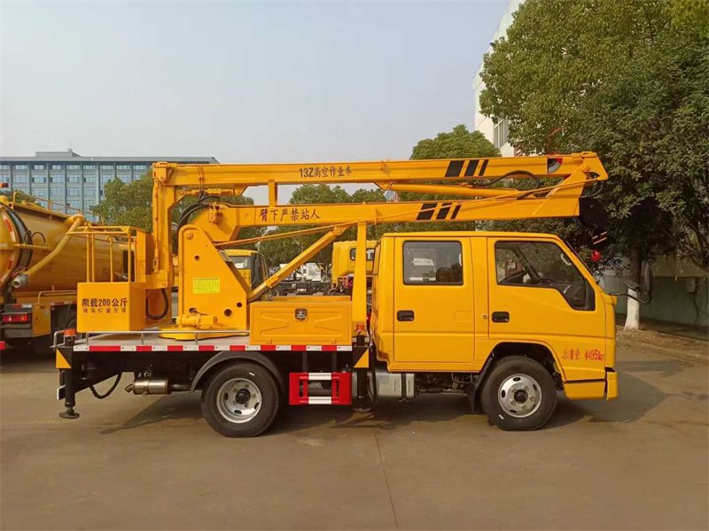 江鈴順達(dá)13米高空作業(yè)車(chē)